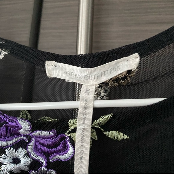 Urban Outfitters Floral Embroidered Sheer Top - Picture 4 of 5